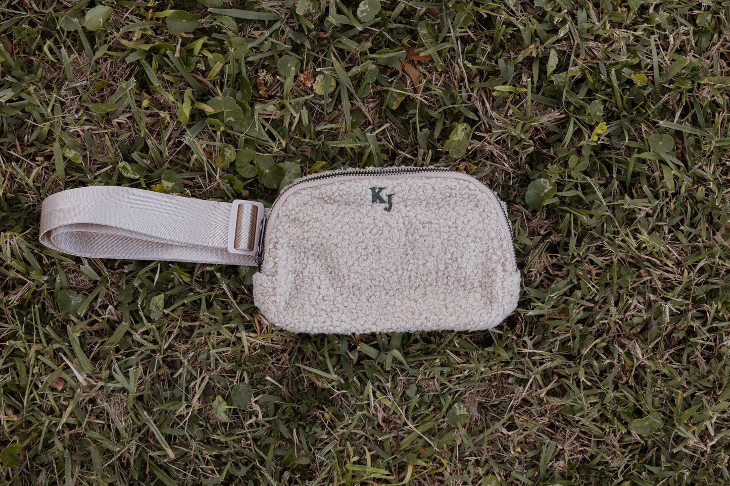 The Hunny -  Beige Sherpa Belt Bag