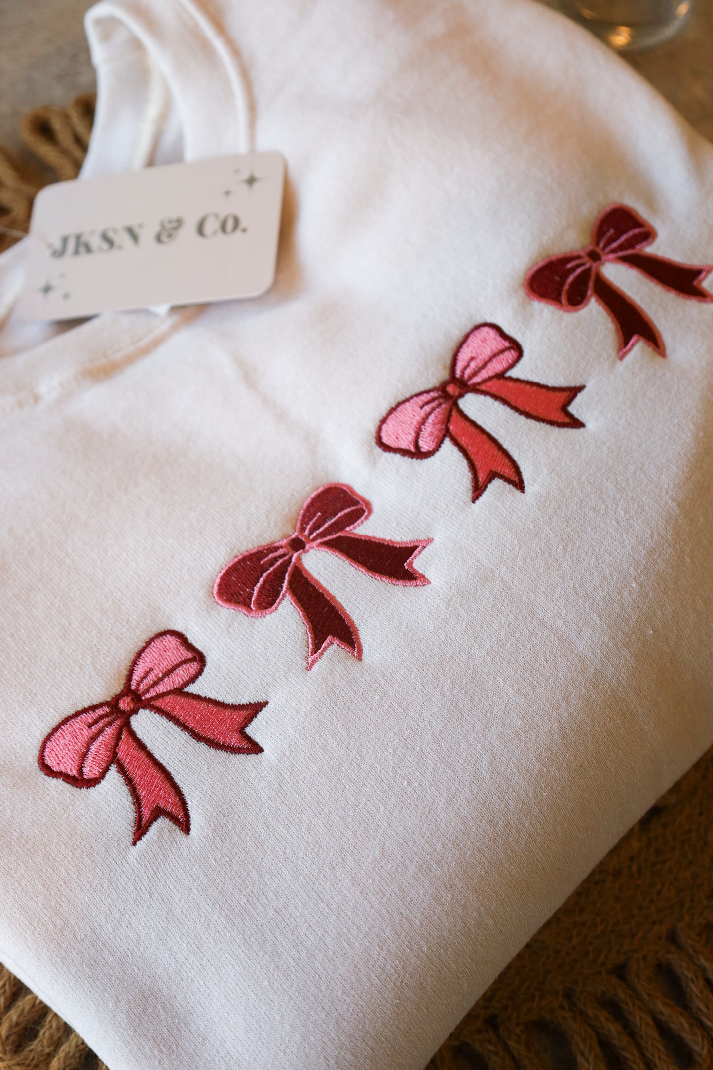 Valentine’s Day Bows Inspired Embroidered Crewneck Sweatshirt – Perfect Gift for Her!